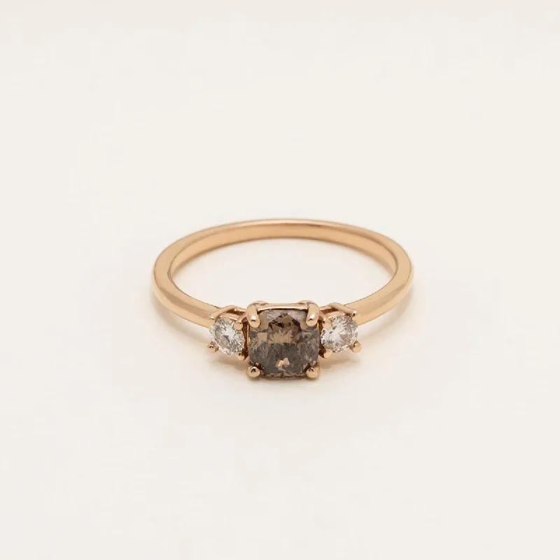 Cushion Cut Champagne and White Three Stone Diamond Engagement Ring in 14kt Rose Gold (1ct tw)