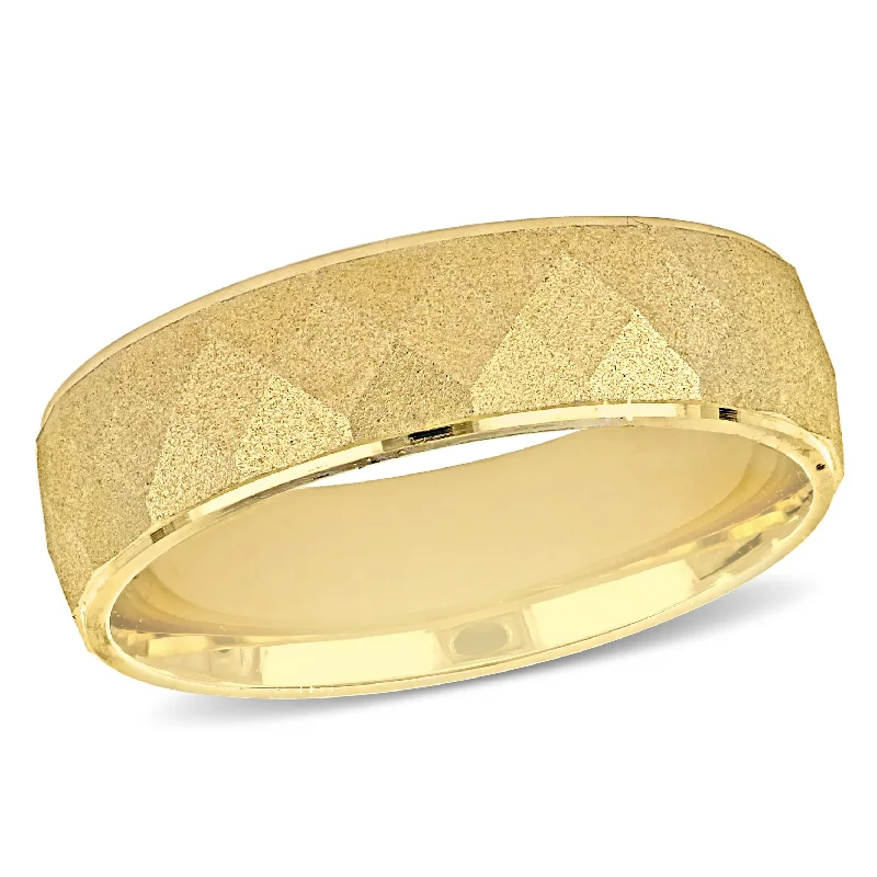 Miadora 6 mm Mens Diamond-Cut Design Wedding Band in 14k Yellow Gold