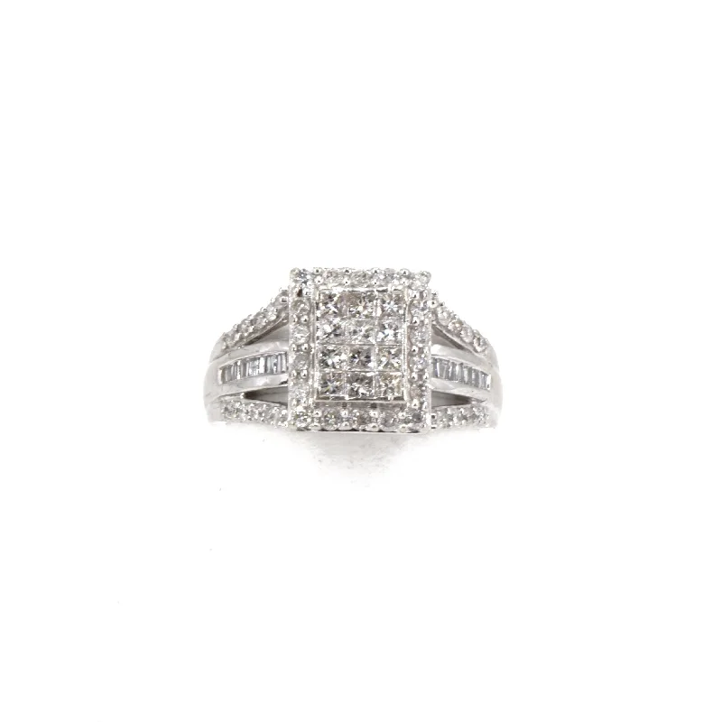 10K White Gold Princess Cut Round Diamond Engagement Ring With Diamond Accents