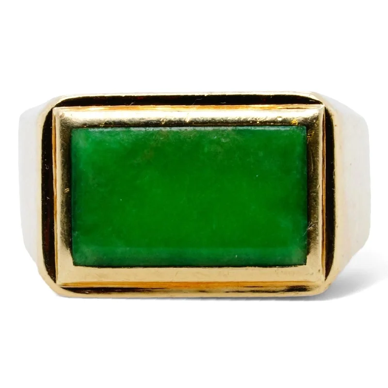 14K Gold Bezel Set Green Rectangular Stone Gents Ring