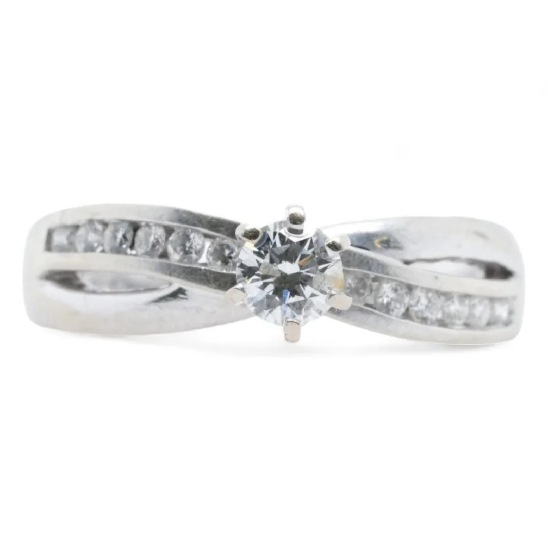 14K White Gold Round Diamond Engagement Ring