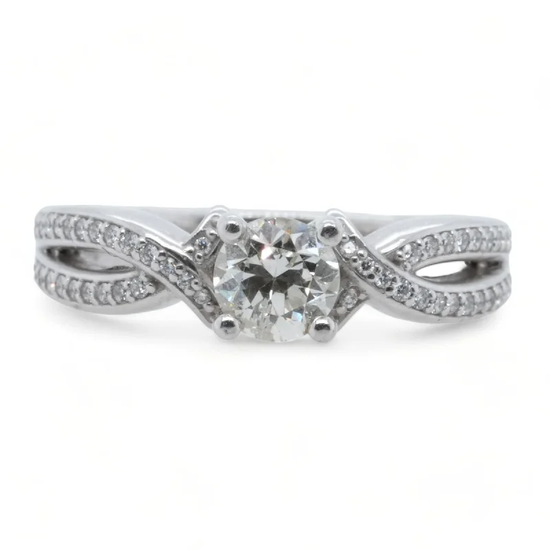 Platinum Diamond Center With Double Crossover Ring