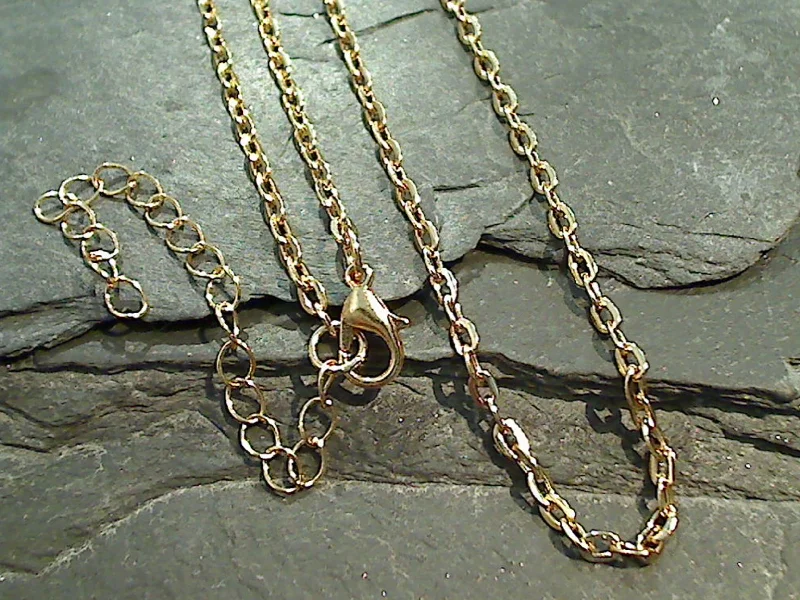 17" - 20" Gold Tone Open Link Chain