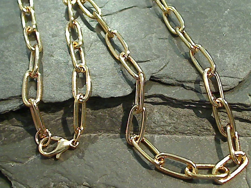 36" Gold Tone Thick Paper Clip Chain