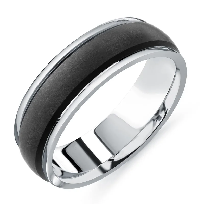 Mens Wedding Band in 14kt White Gold and Carbon Fiber (7mm)