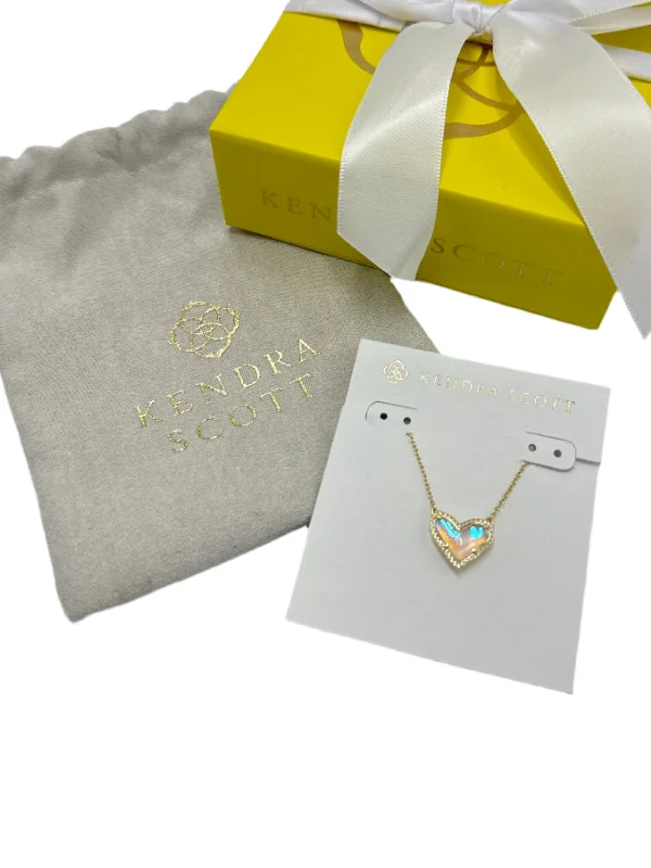 Necklace Designer By Kendra Scott